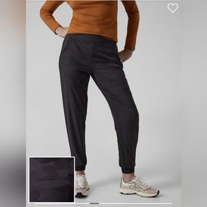 Athleta Brooklyn Lined Camo Jogger